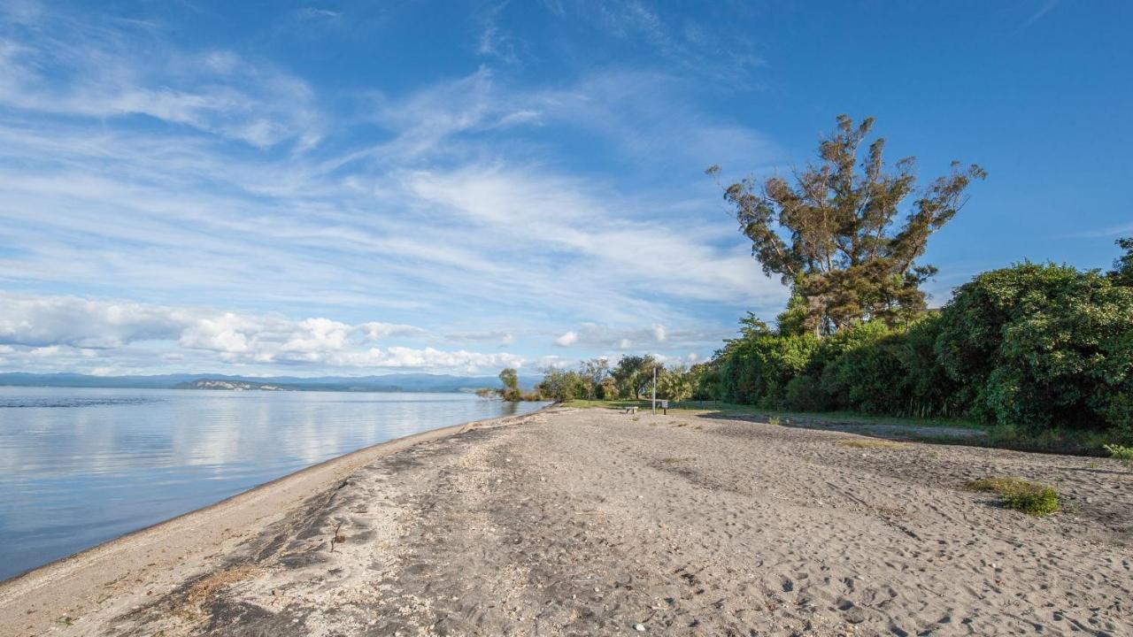 Tongariro Adventures Bed & Breakfast Kuratau Exterior photo